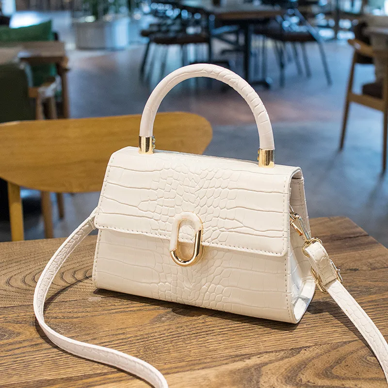 Women's Crocodile Pattern Small Square Crossbody Handbag 2025 - Versatile Fashionable Shoulder Bag for Ladies, Elegant Handheld Purse showcase 2