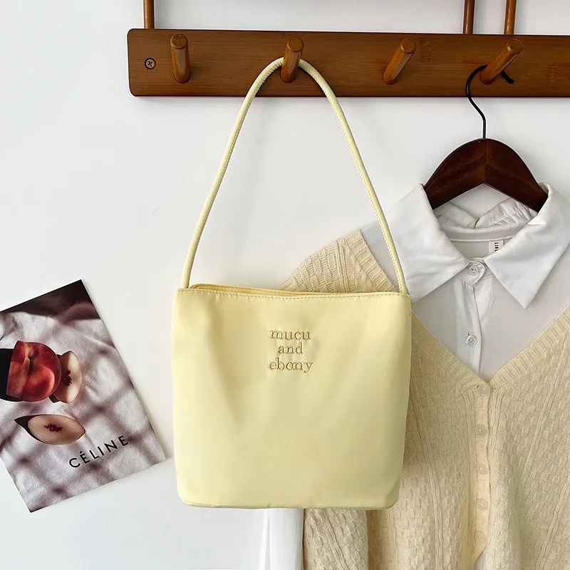 South Korea Style 2024 New Nylon Bucket Bag Women's Casual Versatile Handbag Shoulder Armpit Bag thumbnail 6