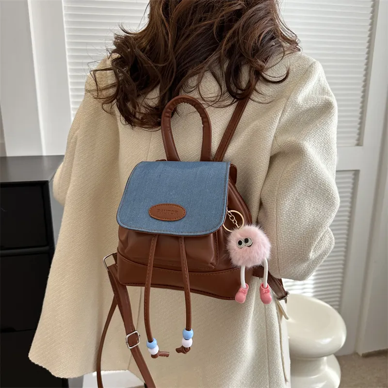 2023 Retro Fashion Solid Color Backpack for Women - Casual Trendy Small Travel Bag, Simple Western Style thumbnail 2