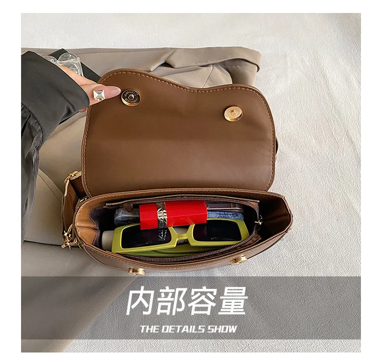 Women's Fashion Trendy Shoulder Bag - 2023 Winter Niche Casual Crossbody Saddle Bag for Ladies showcase 3