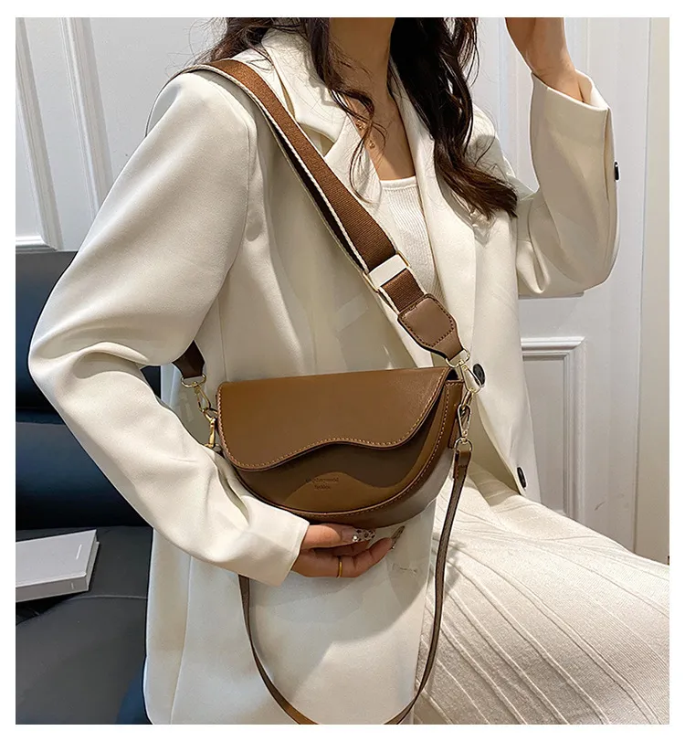 Women's Fashion Trendy Shoulder Bag - 2023 Winter Niche Casual Crossbody Saddle Bag for Ladies showcase 1