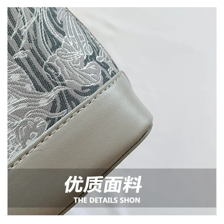 Women's Fashion Shell Shoulder Messenger Bag - Stylish Pattern Stitching Portable Handbag for Summer 2023 showcase 6