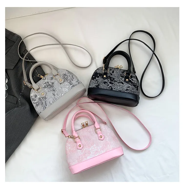 Women's Fashion Shell Shoulder Messenger Bag - Stylish Pattern Stitching Portable Handbag for Summer 2023 showcase 9