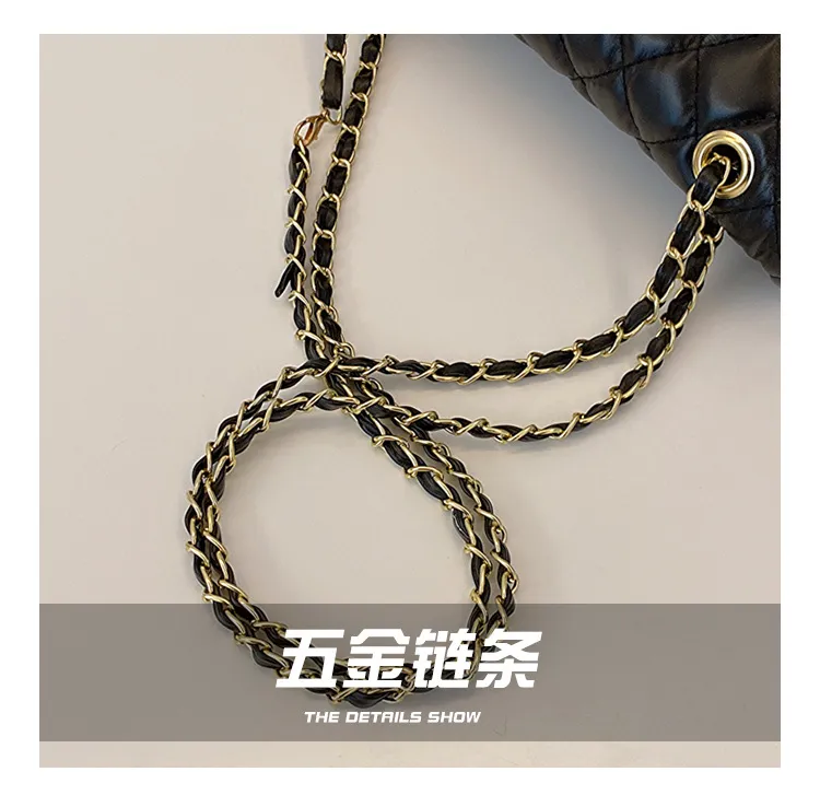 2023 New Fashion Women's Rhombus Shoulder Bag - Elegant Small Square Messenger Bag, Chanel Style Handbag for Versatile Use showcase 5