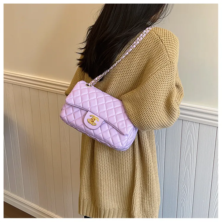 2023 New Fashion Women's Rhombus Shoulder Bag - Elegant Small Square Messenger Bag, Chanel Style Handbag for Versatile Use showcase 10