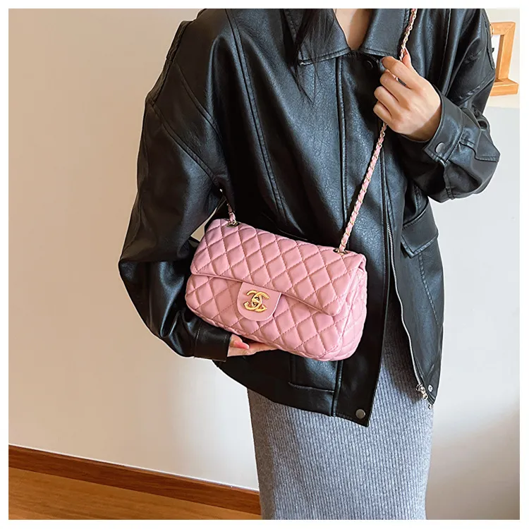 2023 New Fashion Women's Rhombus Shoulder Bag - Elegant Small Square Messenger Bag, Chanel Style Handbag for Versatile Use showcase 14
