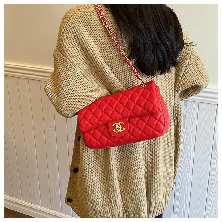 2023 New Fashion Women's Rhombus Shoulder Bag - Elegant Small Square Messenger Bag, Chanel Style Handbag for Versatile Use showcase 13