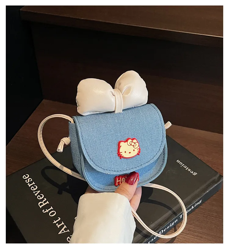Cute Cartoon Bow Design Fashionable Women's Shoulder Bag & Crossbody Bag - Stylish & Versatile for Daily Use showcase 2