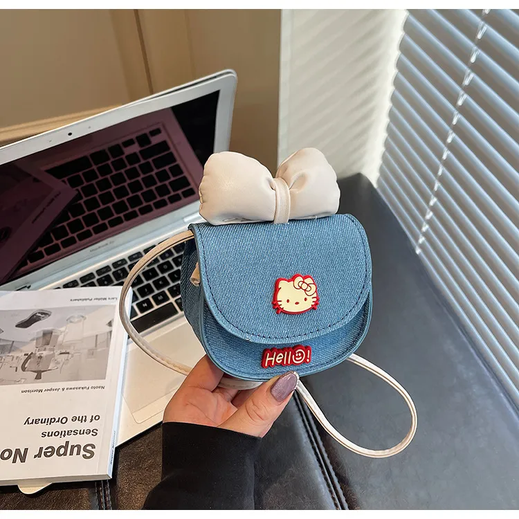 Cute Cartoon Bow Design Fashionable Women's Shoulder Bag & Crossbody Bag - Stylish & Versatile for Daily Use showcase 19