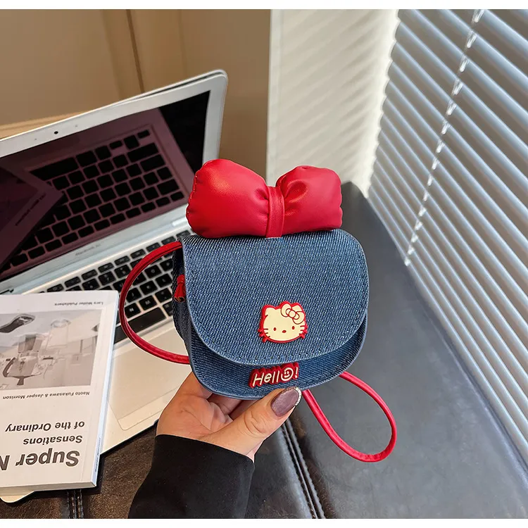 Cute Cartoon Bow Design Fashionable Women's Shoulder Bag & Crossbody Bag - Stylish & Versatile for Daily Use showcase 18