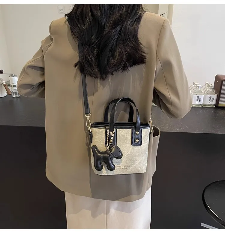 Women's Retro Color-Block Crossbody Bag 2026 - Stylish Small Shoulder Handbag for Autumn/Winter Fashion showcase 17