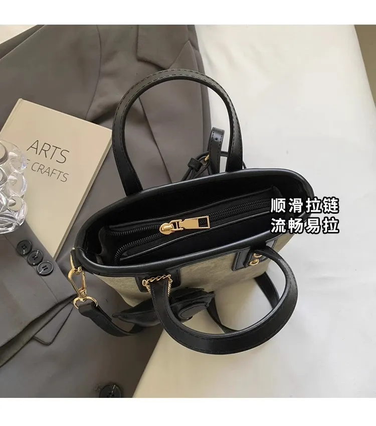Women's Retro Color-Block Crossbody Bag 2026 - Stylish Small Shoulder Handbag for Autumn/Winter Fashion showcase 5