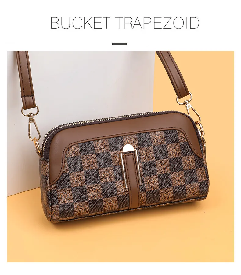 New 2025 Women's Small Shoulder Bag Versatile Coin Purse Phone Holder Clutch Crossbody Bag for Mothers showcase 3