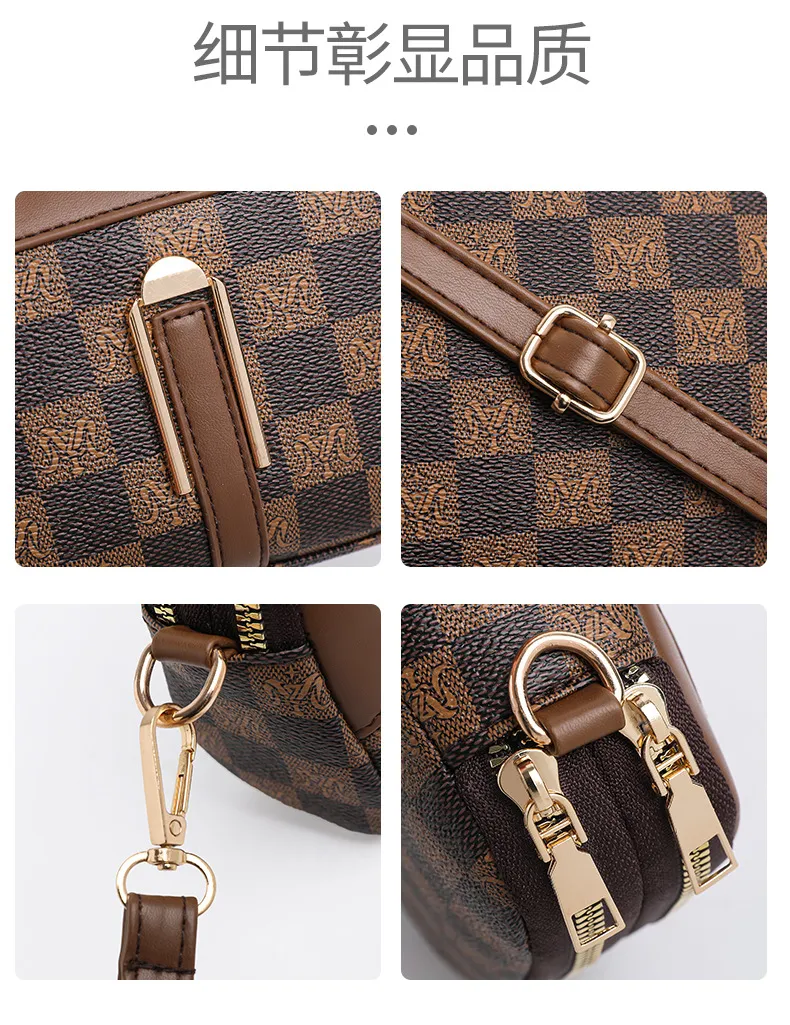 New 2025 Women's Small Shoulder Bag Versatile Coin Purse Phone Holder Clutch Crossbody Bag for Mothers showcase 5