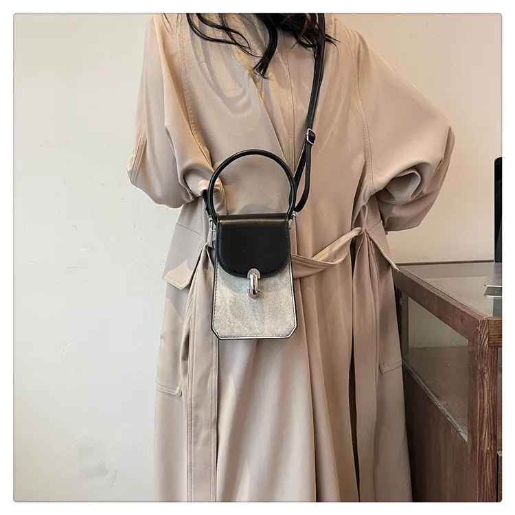 2024 Summer Fashion Women's Retro Small Square Crossbody Bag - Personalized Casual Mobile Phone Pouch for Daily Use showcase 20