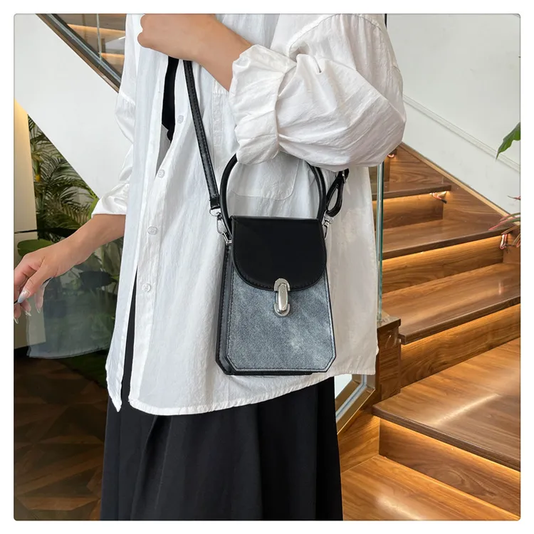 2024 Summer Fashion Women's Retro Small Square Crossbody Bag - Personalized Casual Mobile Phone Pouch for Daily Use showcase 14