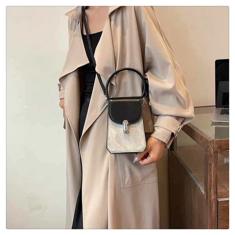 2024 Summer Fashion Women's Retro Small Square Crossbody Bag - Personalized Casual Mobile Phone Pouch for Daily Use showcase 19