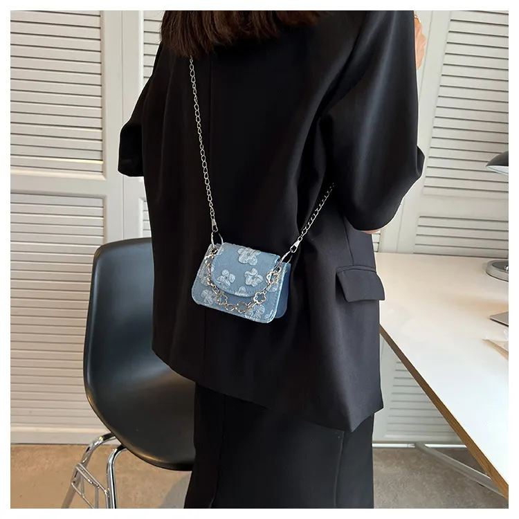 2023 Fashion Mini Chain Shoulder Crossbody Bag for Women - Portable Small Square Handbag, Trendy Summer Style showcase 15