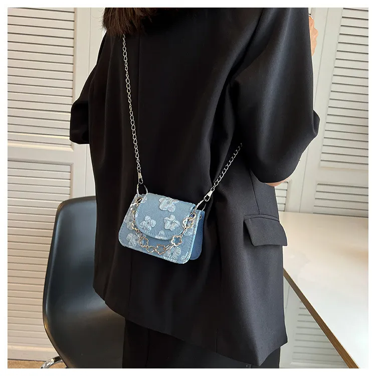 2023 Fashion Mini Chain Shoulder Crossbody Bag for Women - Portable Small Square Handbag, Trendy Summer Style showcase 18