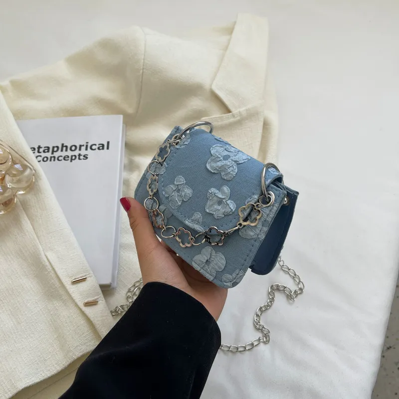 2023 Fashion Mini Chain Shoulder Crossbody Bag for Women - Portable Small Square Handbag, Trendy Summer Style thumbnail 9