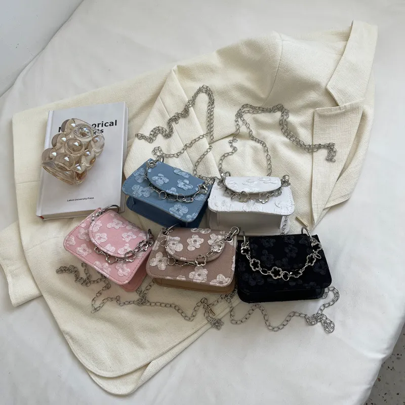 2023 Fashion Mini Chain Shoulder Crossbody Bag for Women - Portable Small Square Handbag, Trendy Summer Style thumbnail 4