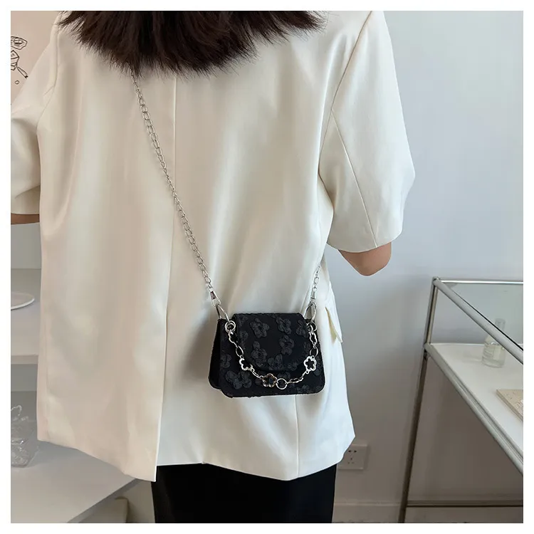 2023 Fashion Mini Chain Shoulder Crossbody Bag for Women - Portable Small Square Handbag, Trendy Summer Style showcase 20