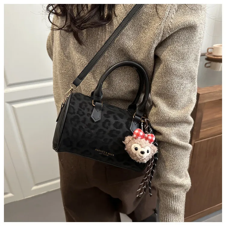 Women's Trendy Textured Small Crossbody Bag - Fashionable Casual Portable Pillow Bag for 2025 showcase 18