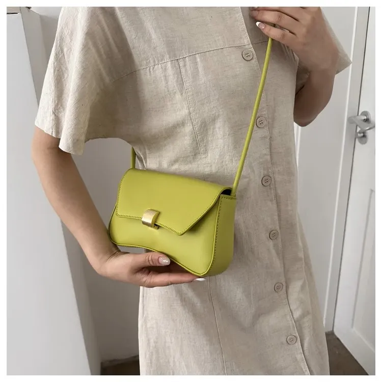 2025 New Arrival Retro Baguette Bag for Women - Stylish Portable Underarm Shoulder Crossbody Small Bag for Girls showcase 8