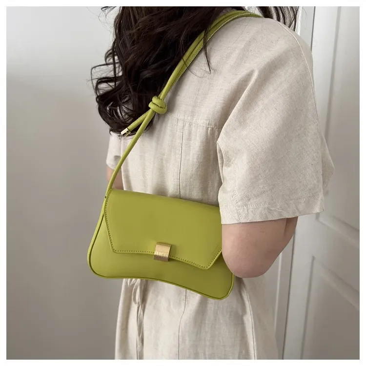 2025 New Arrival Retro Baguette Bag for Women - Stylish Portable Underarm Shoulder Crossbody Small Bag for Girls showcase 7