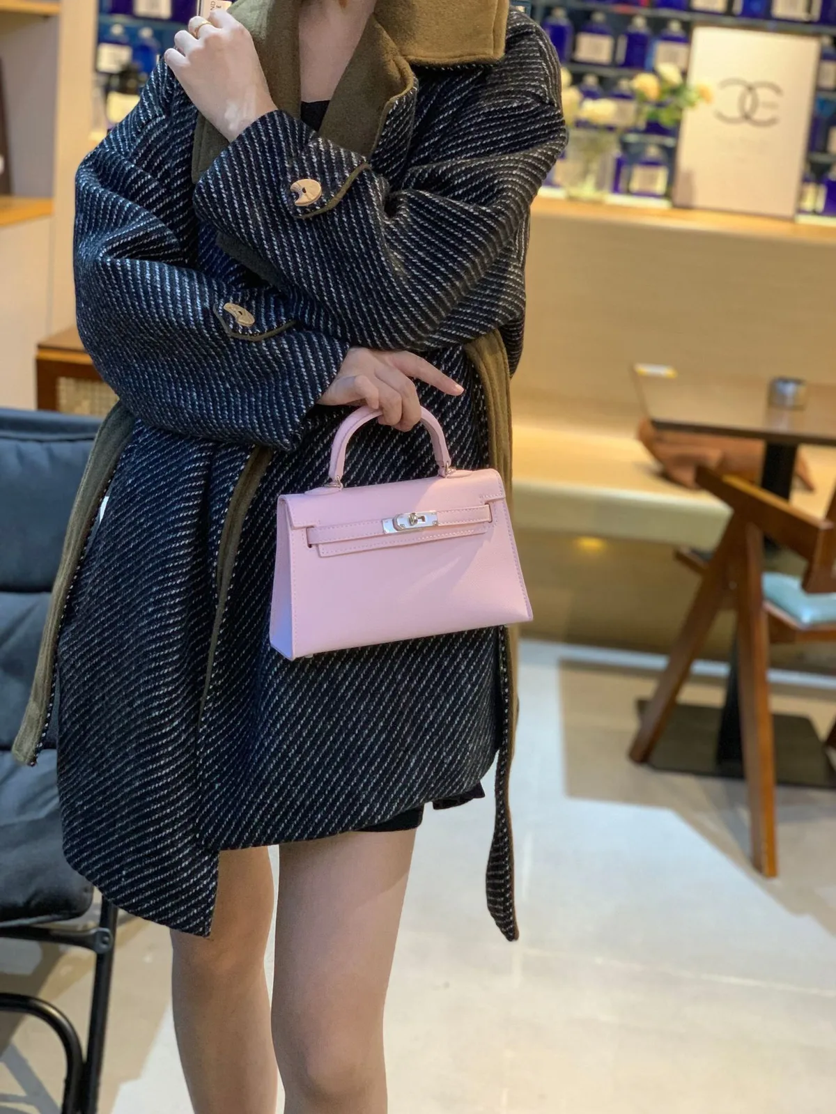 New 2026 Model Mini Kelly Bag - High-End Women's Single Shoulder Crossbody Handbag for Spring/Summer Fashion showcase 9
