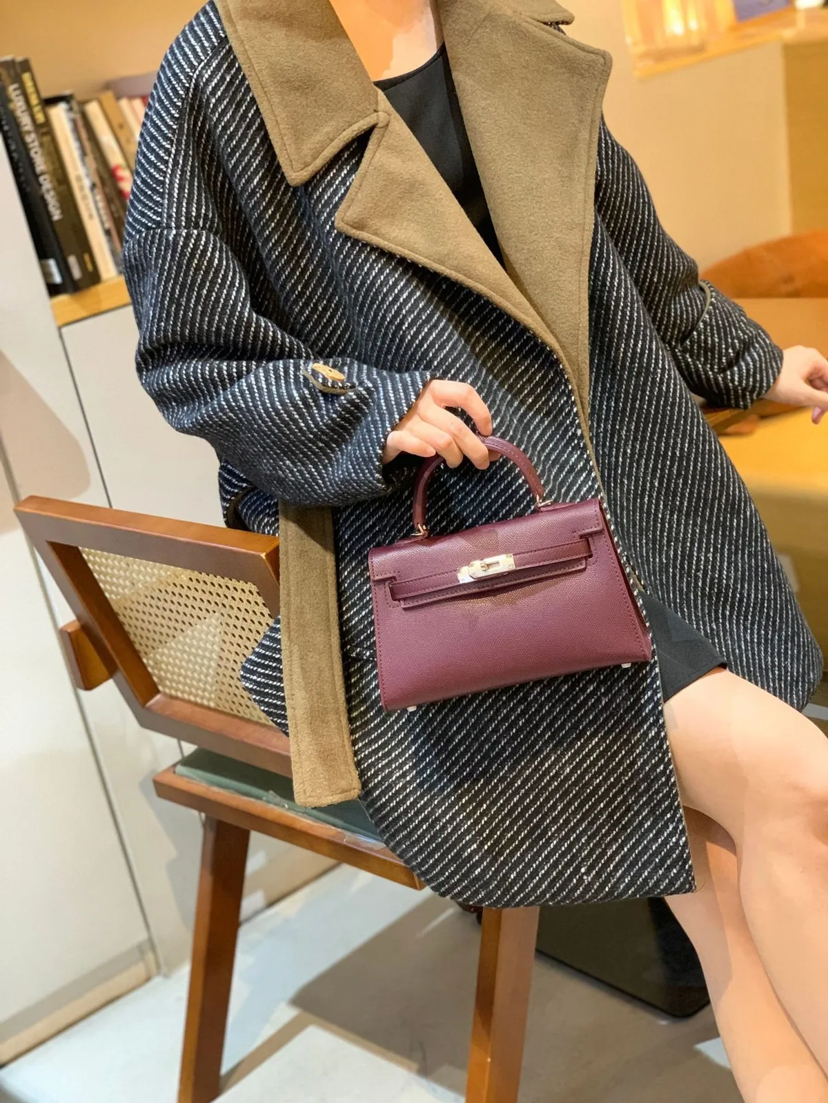 New 2026 Model Mini Kelly Bag - High-End Women's Single Shoulder Crossbody Handbag for Spring/Summer Fashion showcase 18