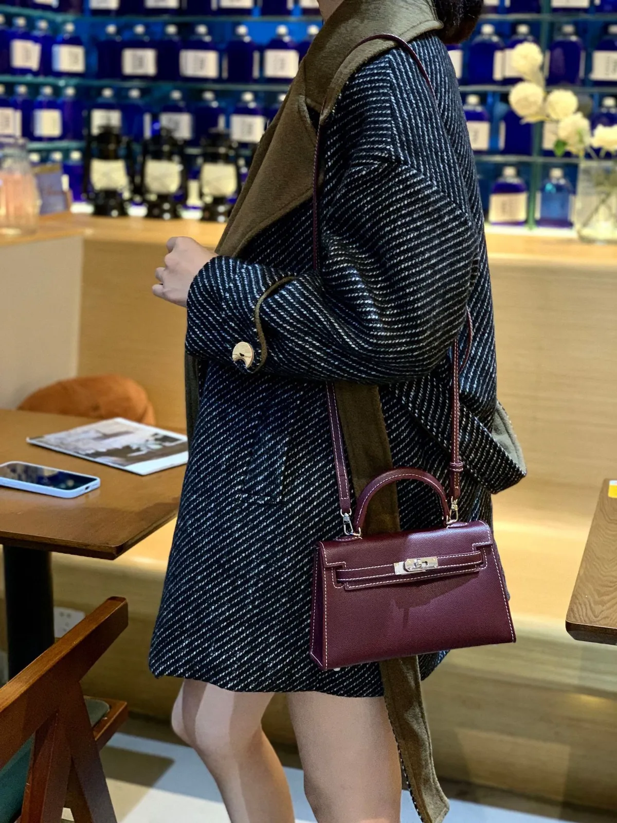 New 2026 Model Mini Kelly Bag - High-End Women's Single Shoulder Crossbody Handbag for Spring/Summer Fashion showcase 5