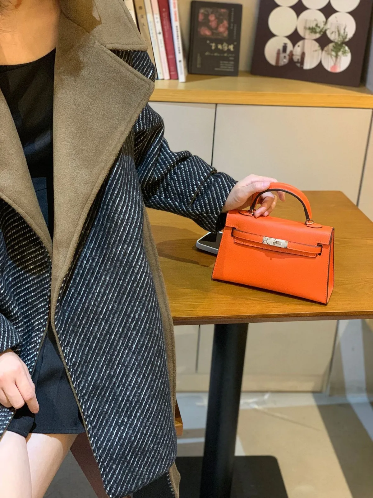 New 2026 Model Mini Kelly Bag - High-End Women's Single Shoulder Crossbody Handbag for Spring/Summer Fashion showcase 8