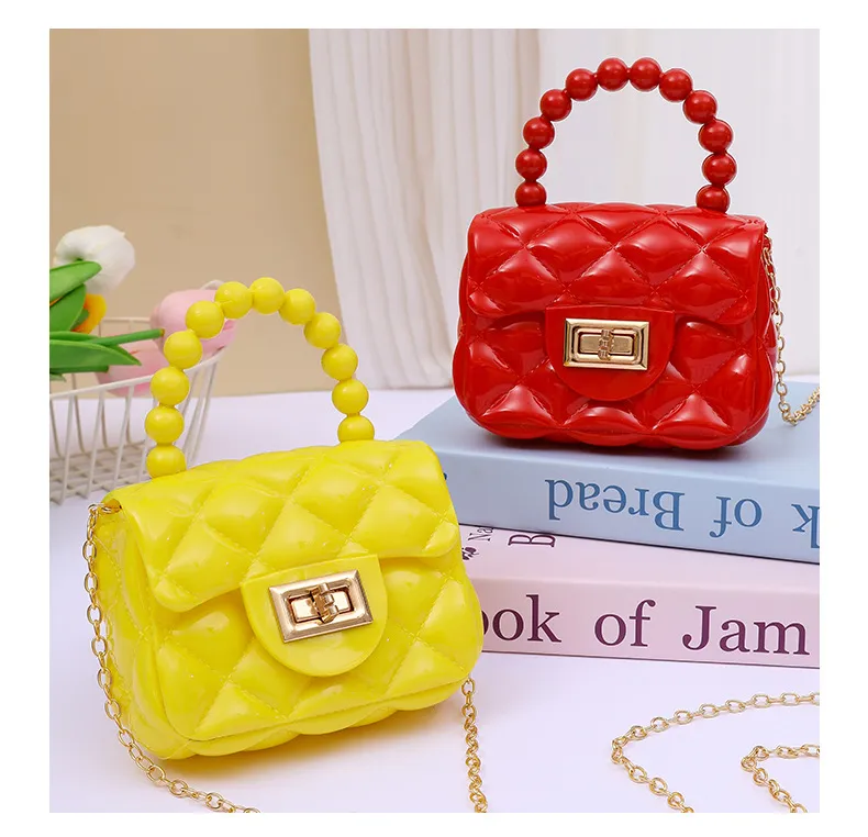 2024 Fashion Pearl Chain Shoulder Bag for Women - Portable Mini Jelly Crossbody Purse, Stylish Evening Handbag for Parties and Outings showcase 15