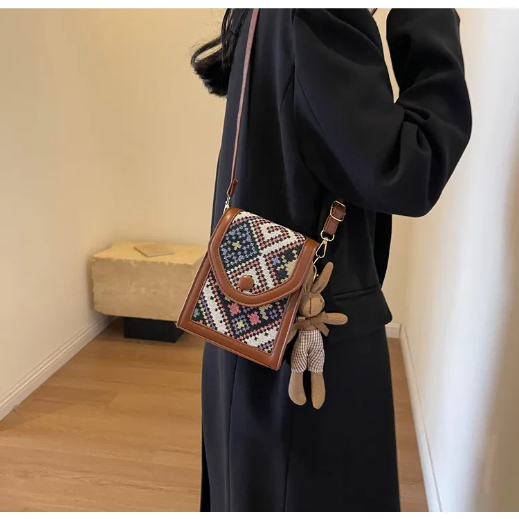 Women's Ethnic Style Crossbody Phone Bag - 2023 Fashion Small Square Shoulder Purse with Coin Pouch, Versatile Accessory for Daily Use showcase 18