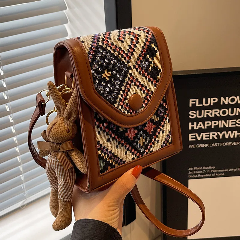 Women's Ethnic Style Crossbody Phone Bag - 2023 Fashion Small Square Shoulder Purse with Coin Pouch, Versatile Accessory for Daily Use thumbnail 4