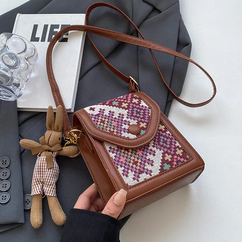 Women's Ethnic Style Crossbody Phone Bag - 2023 Fashion Small Square Shoulder Purse with Coin Pouch, Versatile Accessory for Daily Use thumbnail 7