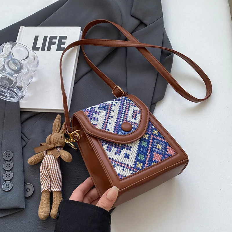 Women's Ethnic Style Crossbody Phone Bag - 2023 Fashion Small Square Shoulder Purse with Coin Pouch, Versatile Accessory for Daily Use thumbnail 8