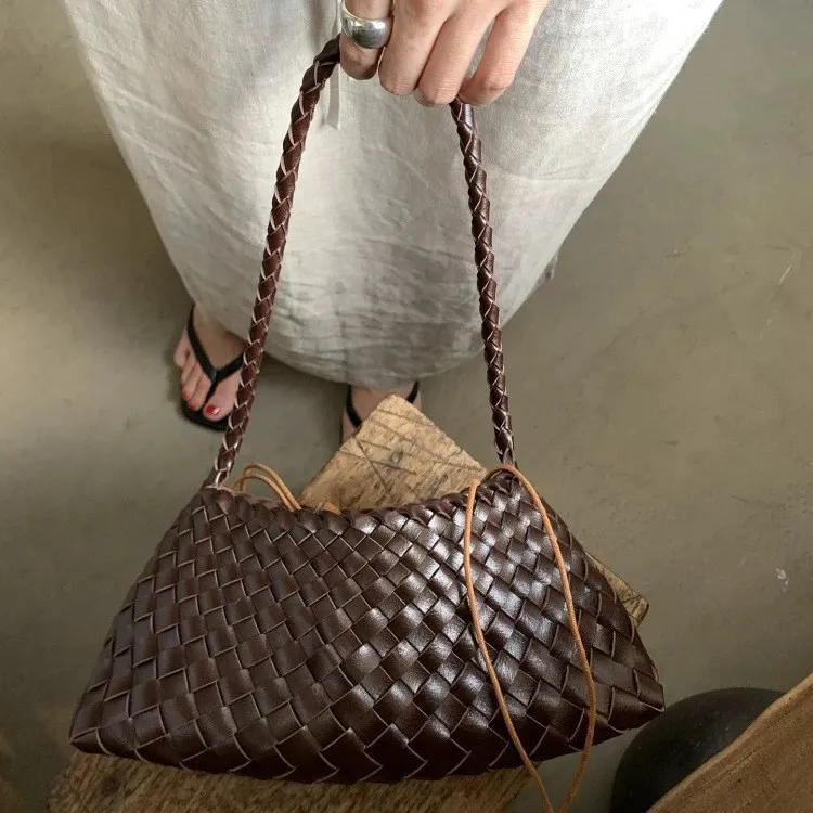 Hand-Woven Underarm Bag Women's Fashion 2026 Tote Shoulder Bag Set Chic Versatile Style thumbnail 4