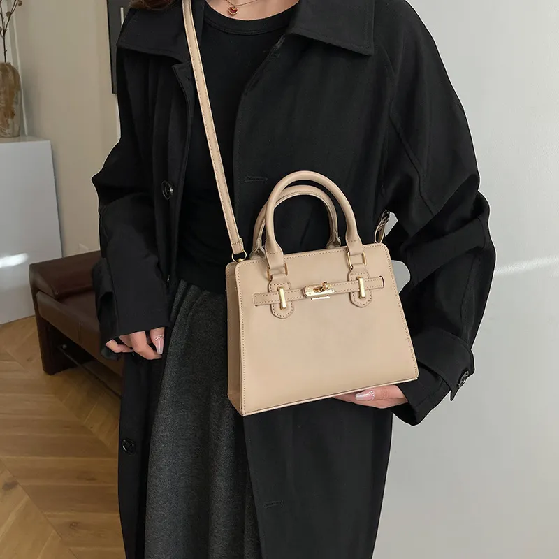 Fashionable Contrast Color Large Capacity Soft Face Portable Shoulder Crossbody Bag with Belt for Women - Stylish & Versatile Casual Handbag thumbnail 3