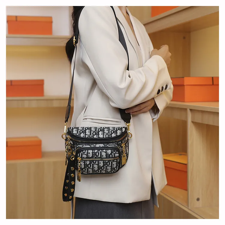 2026 Fashionable Crossbody Bag with Multiple Pockets, Wide Strap Commuter Chest Pack, Single Shoulder Bag for Women showcase 17