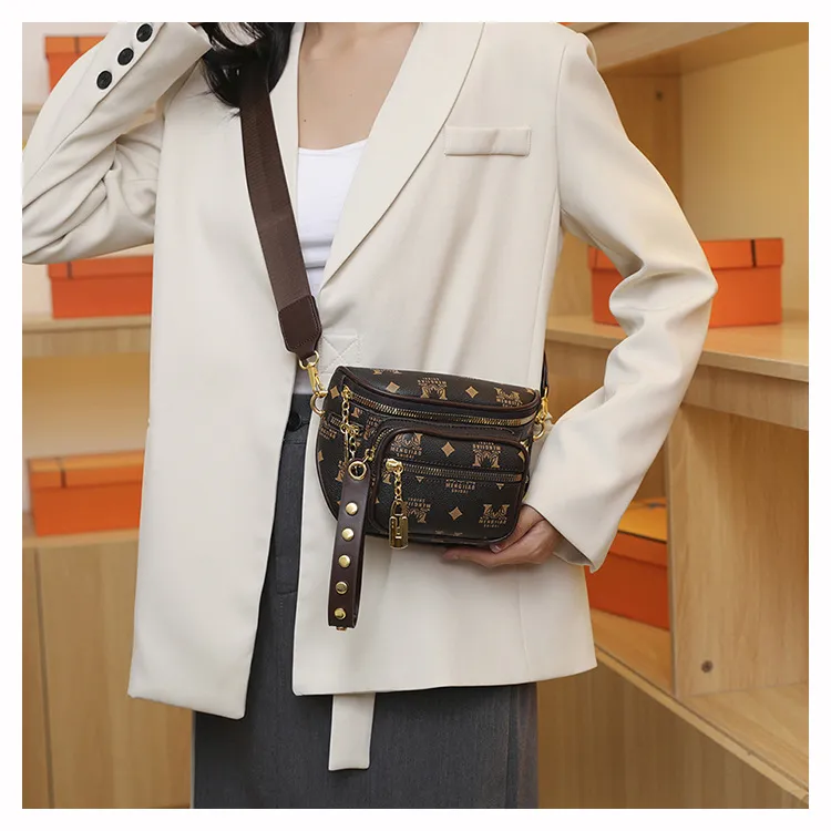 2026 Fashionable Crossbody Bag with Multiple Pockets, Wide Strap Commuter Chest Pack, Single Shoulder Bag for Women showcase 14