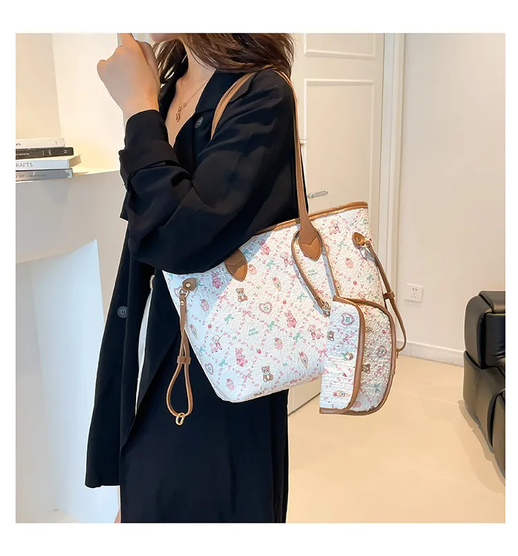 2025 New Women's High-End Armpit Bag Simple Shoulder Crossbody Versatile Temperament Handbag showcase 15