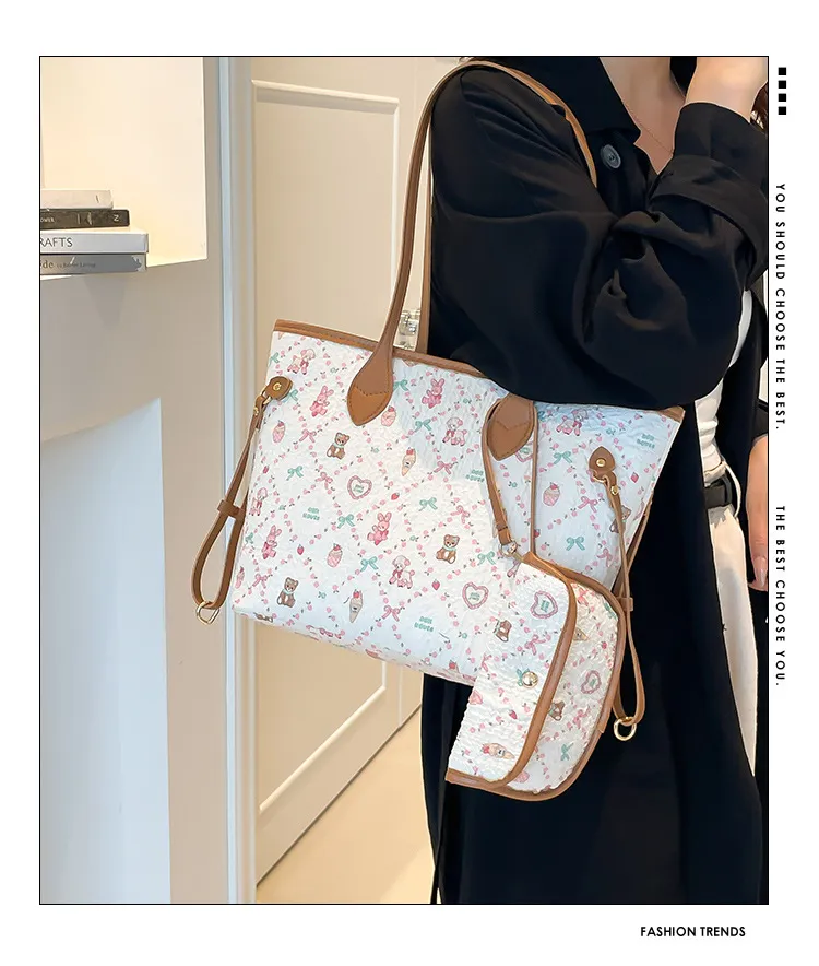 2025 New Women's High-End Armpit Bag Simple Shoulder Crossbody Versatile Temperament Handbag showcase 1