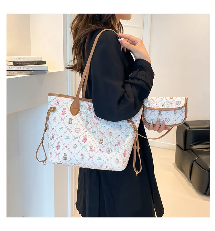 2025 New Women's High-End Armpit Bag Simple Shoulder Crossbody Versatile Temperament Handbag showcase 14