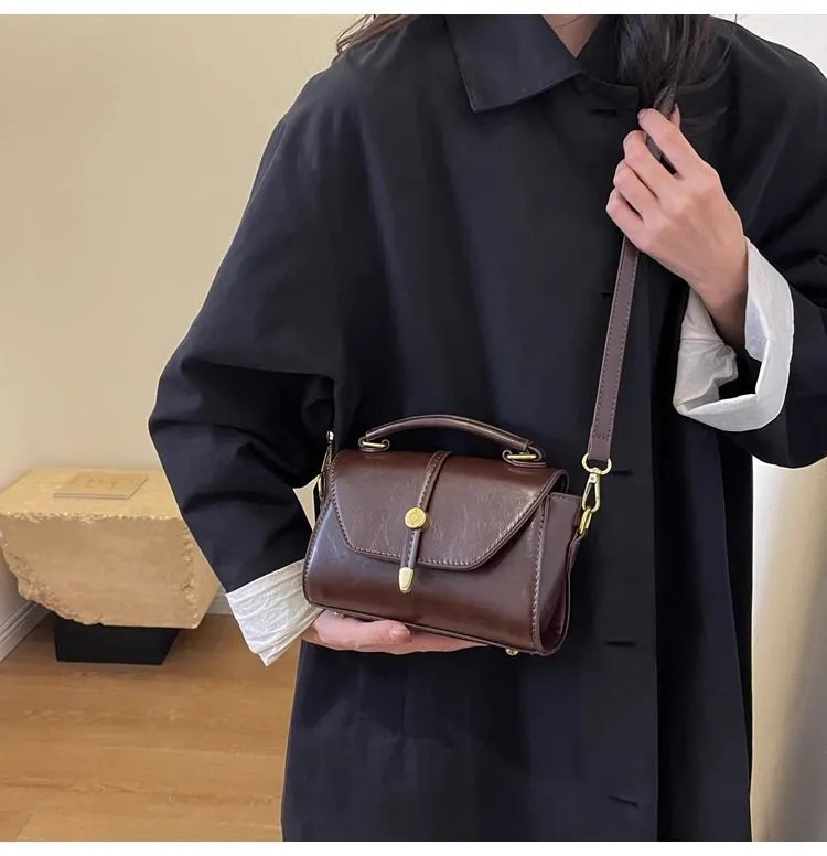 2025 Trendy Women's Shoulder Crossbody Bag - Fashionable Small Square Bag, Versatile All-Match Style for Everyday and Special Occasions showcase 16