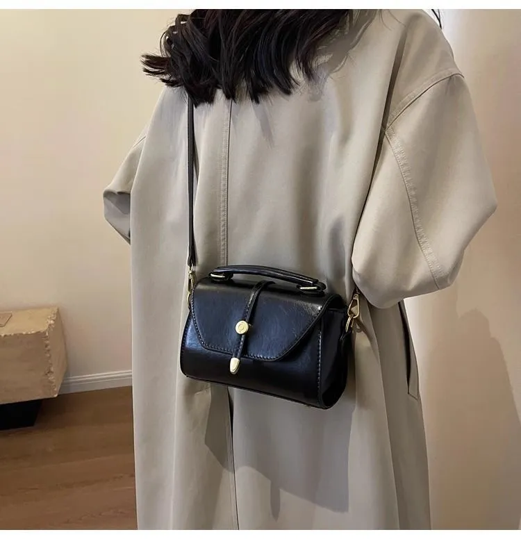 2025 Trendy Women's Shoulder Crossbody Bag - Fashionable Small Square Bag, Versatile All-Match Style for Everyday and Special Occasions showcase 20