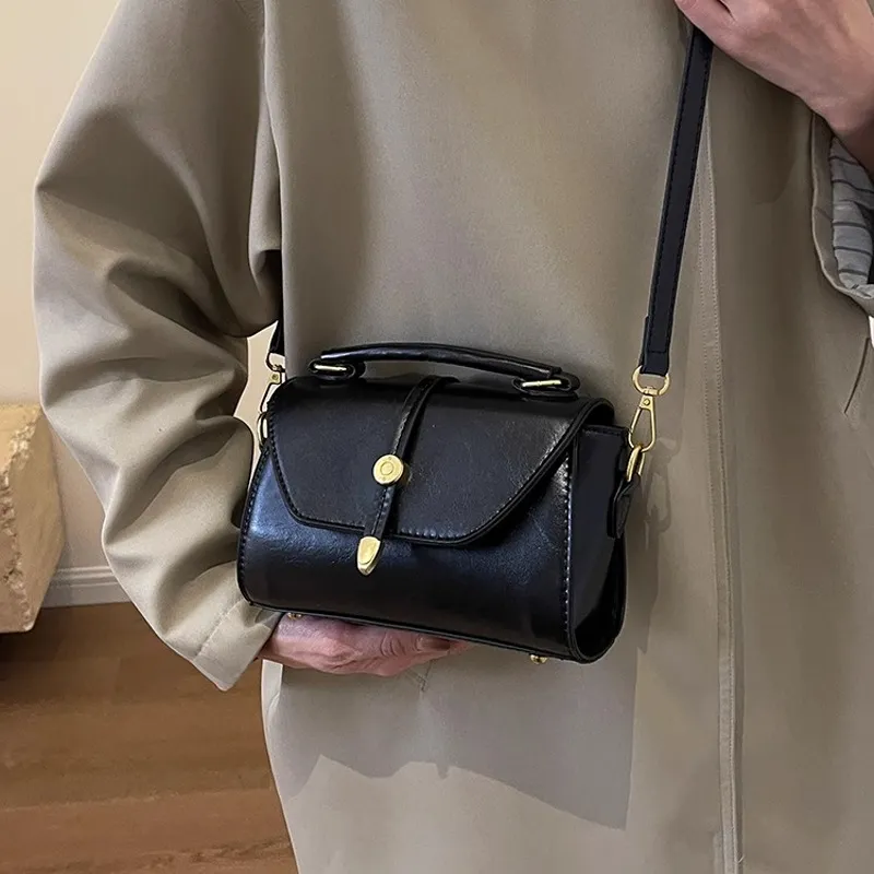 2025 Trendy Women's Shoulder Crossbody Bag - Fashionable Small Square Bag, Versatile All-Match Style for Everyday and Special Occasions thumbnail 3