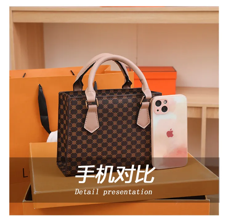 2026 Trendy Stylish Women's Handbag, Vintage Print Shoulder Crossbody Bag, Versatile High-End Fashion Accessory showcase 12