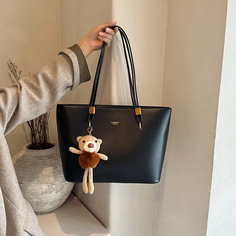 Vintage Luxury Women's Large Capacity Shoulder Tote Bag - Fashionable Commuter Crossbody Handbag for 2026 Style thumbnail 2